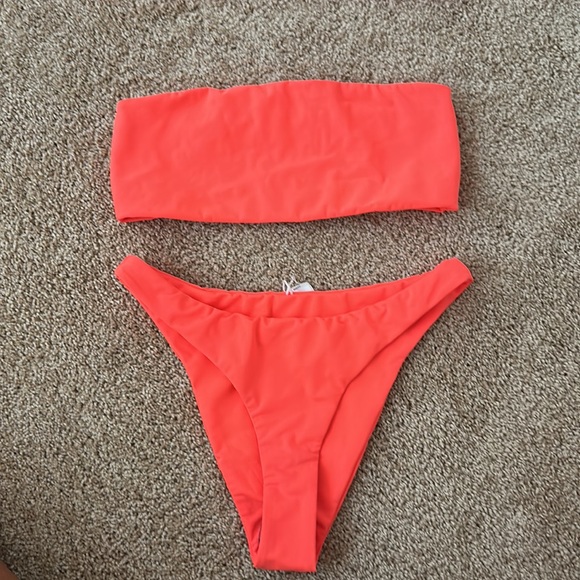 3 piece set - Good American NEON SWIM bikini. Never worn - Picture 5 of 8